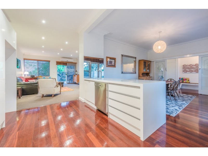 39A Coleman Cres, Melville WA 6156