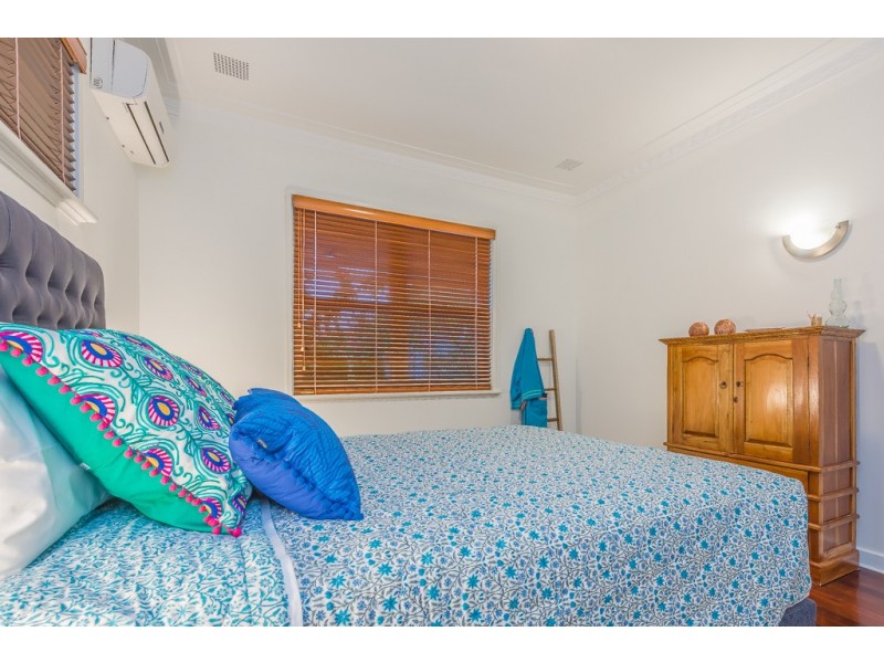39A Coleman Cres, Melville WA 6156
