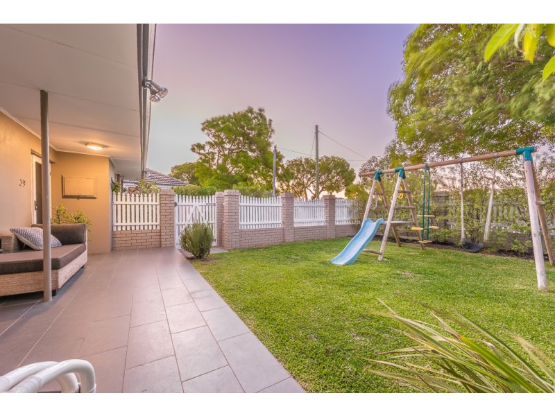 39A Coleman Cres, Melville WA 6156