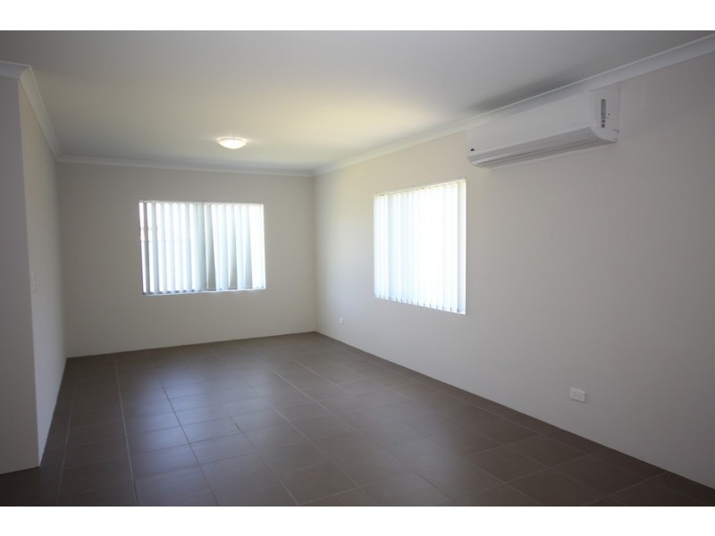 8 Kadgo Rise, Baldivis WA 6171