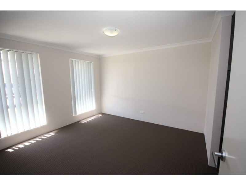 8 Kadgo Rise, Baldivis WA 6171