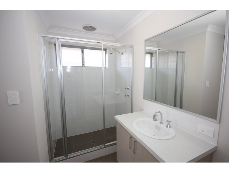 8 Kadgo Rise, Baldivis WA 6171