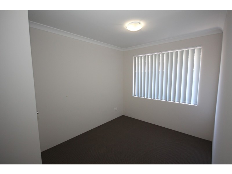 8 Kadgo Rise, Baldivis WA 6171