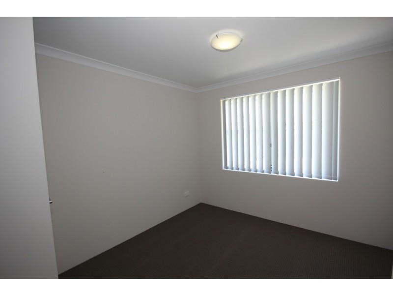 8 Kadgo Rise, Baldivis WA 6171