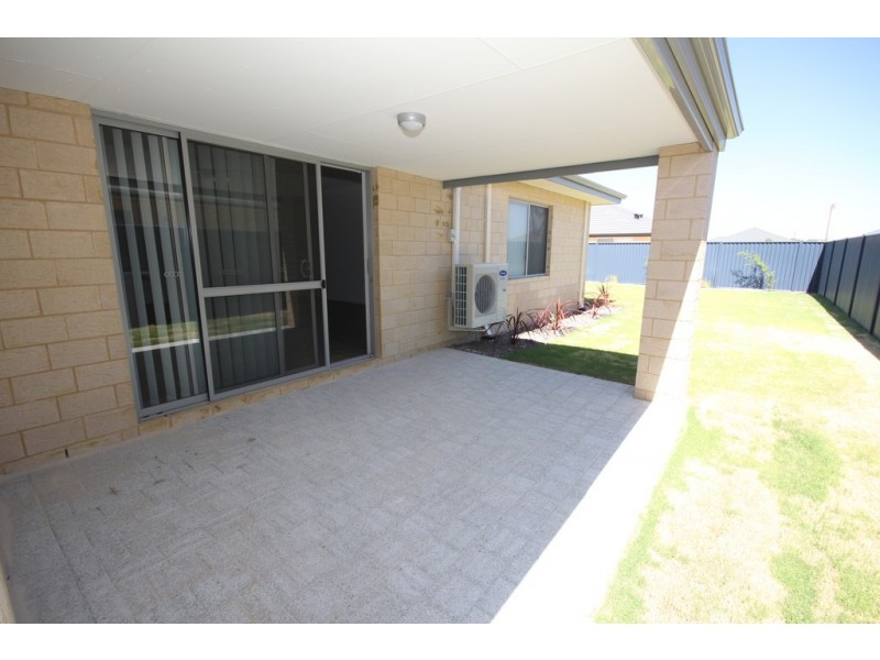 8 Kadgo Rise, Baldivis WA 6171