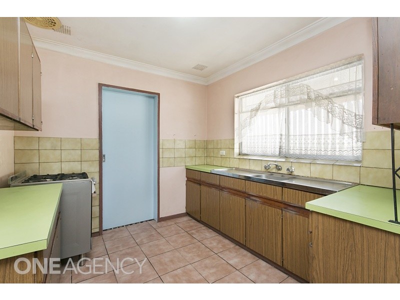 14 Ashbourne Way, Hamilton Hill WA 6163