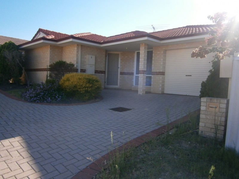 8a Carrello Circut, Coogee WA 6166