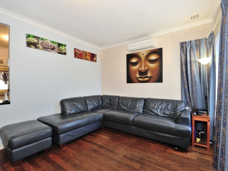 29 Coolbellup Avenue, Coolbellup WA 6163