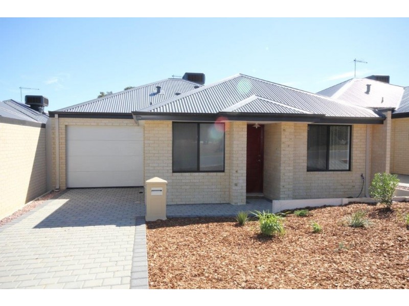 12 C Gosch Street, Hamilton Hill WA 6163