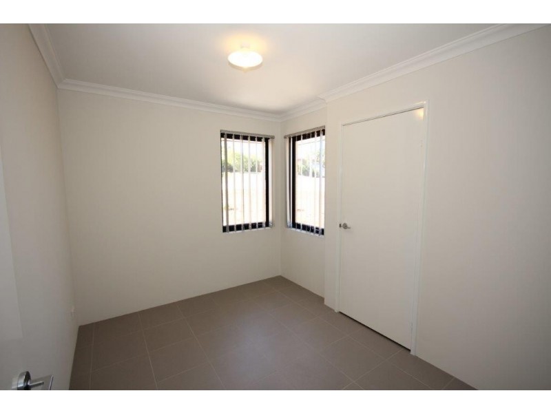 12 C Gosch Street, Hamilton Hill WA 6163