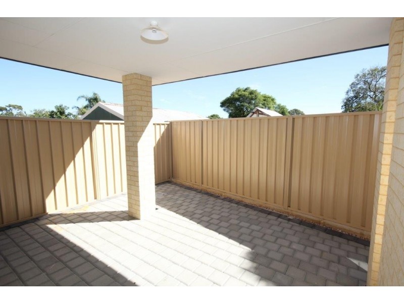 12 C Gosch Street, Hamilton Hill WA 6163