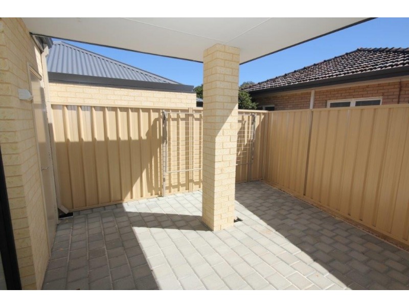 12 C Gosch Street, Hamilton Hill WA 6163