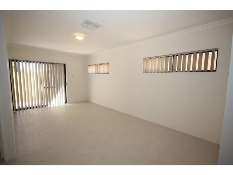 12 C Gosch Street, Hamilton Hill WA 6163
