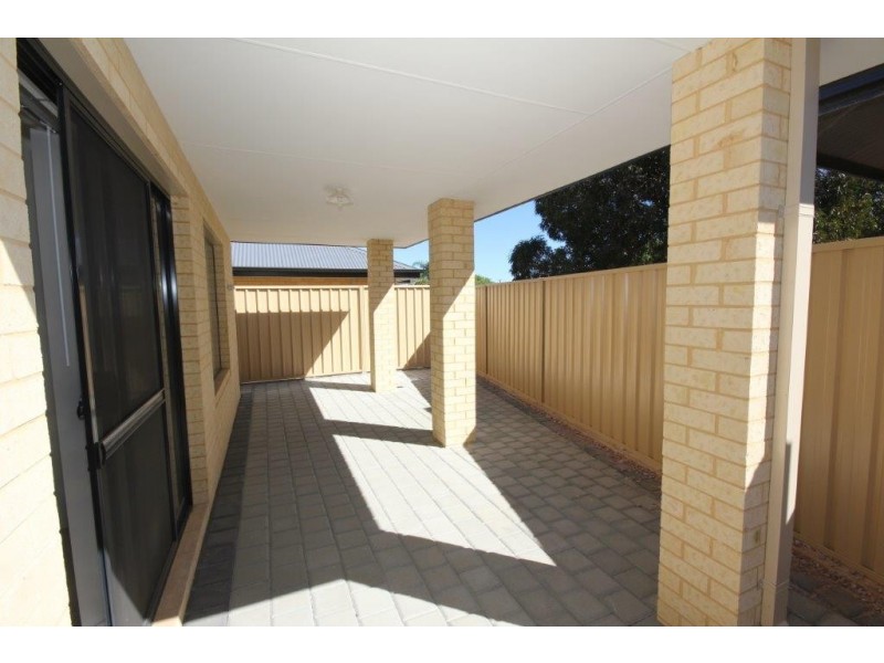 12 C Gosch Street, Hamilton Hill WA 6163