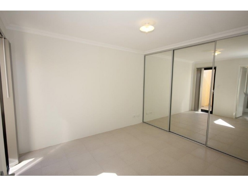 12 C Gosch Street, Hamilton Hill WA 6163