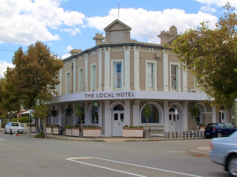 2/14 Davilak Avenue, Hamilton Hill WA 6163