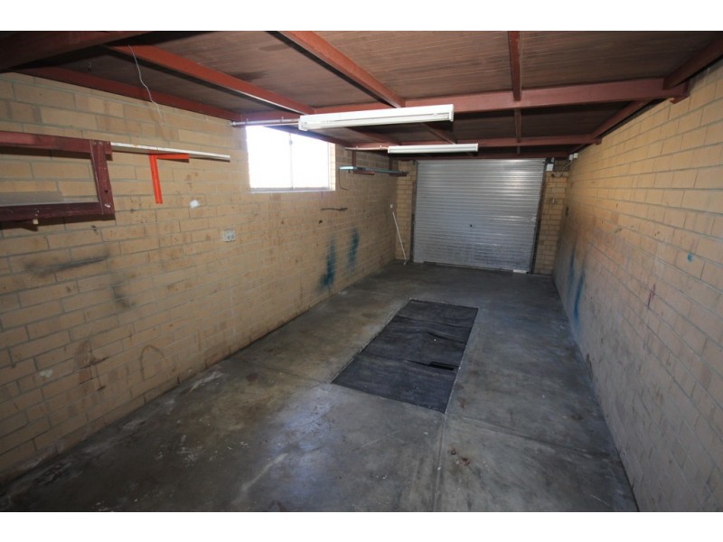 4 Campion Close, Spearwood WA 6163