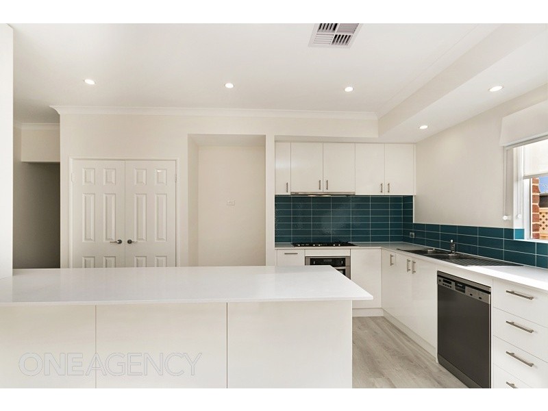 24A Treaty Oak Cove, Bibra Lake WA 6163