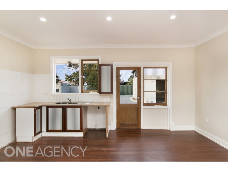 157 Clontarf Road, Hamilton Hill WA 6163