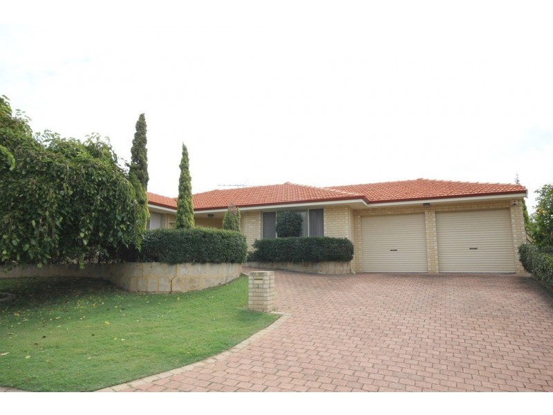 3 Kotisina Gardens, Munster WA 6166