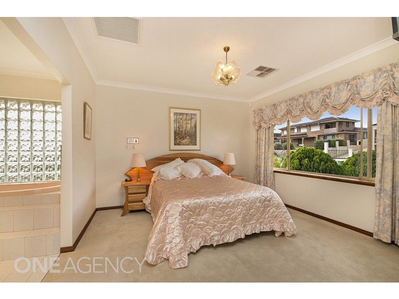 10 Castellon Crescent, Coogee WA 6166