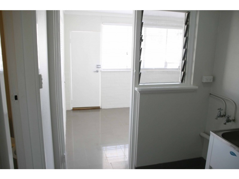 29 North Lake Road, Alfred Cove WA 6154