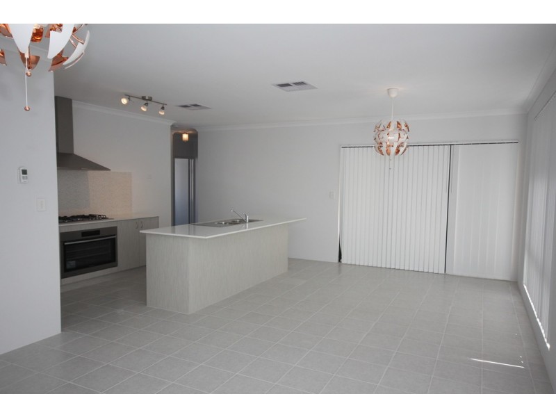 48 Revitalise Loop, Craigie WA 6025