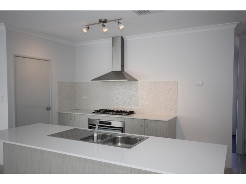 48 Revitalise Loop, Craigie WA 6025