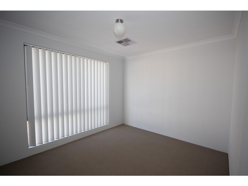 48 Revitalise Loop, Craigie WA 6025