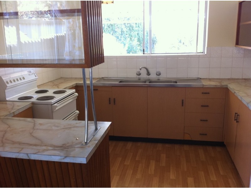 31 Aumerle Way, Spearwood WA 6163