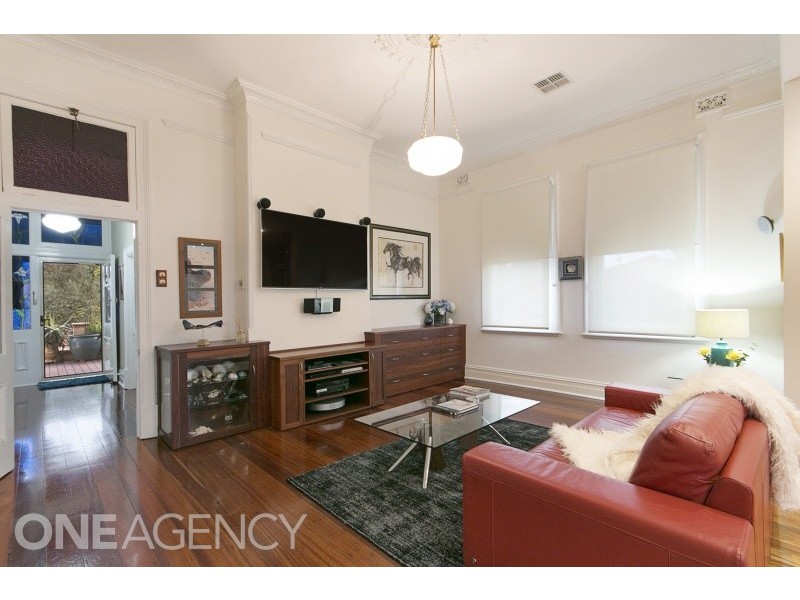 2 Carnac Street, Fremantle WA 6160