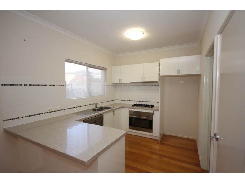 9/9 Healy Road, Hamilton Hill WA 6163