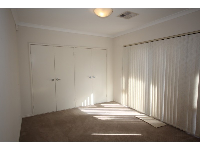 9/9 Healy Road, Hamilton Hill WA 6163