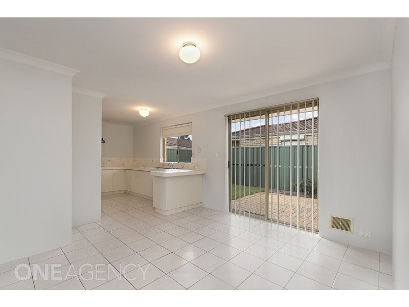 7/10 Farnaby Lane, Beckenham WA 6107