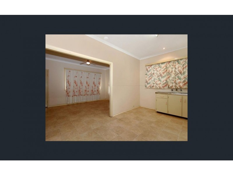 15 Coolbellup Avenue, Coolbellup WA 6163