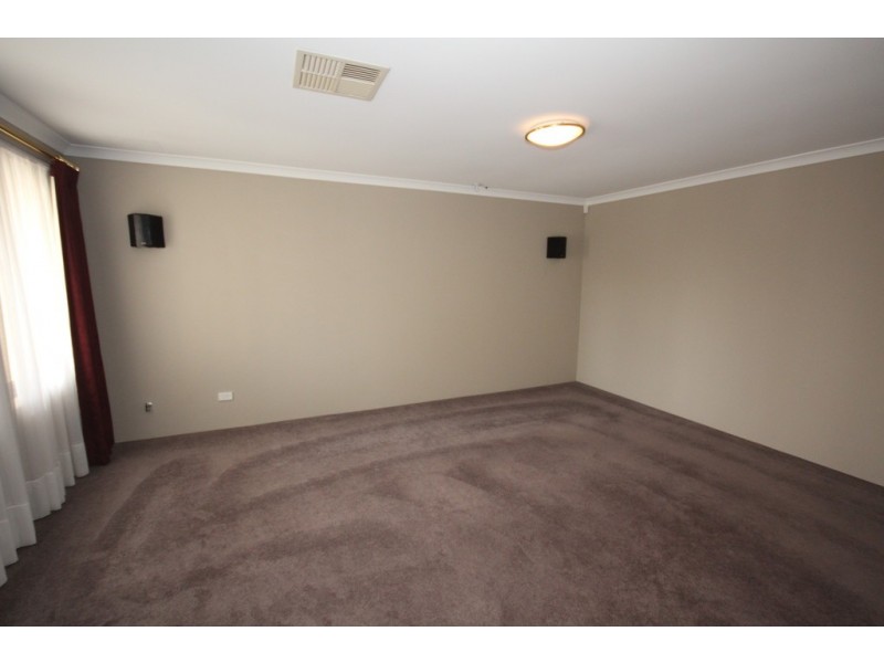 7 Cathedral Link, Aubin Grove WA 6164