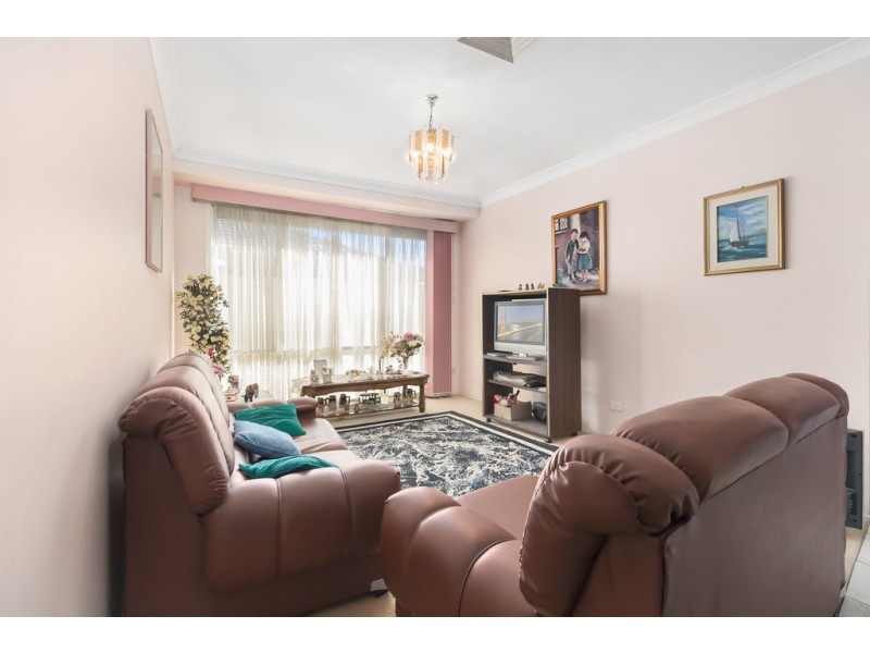 42 Coquet Way, Green Valley NSW 2168