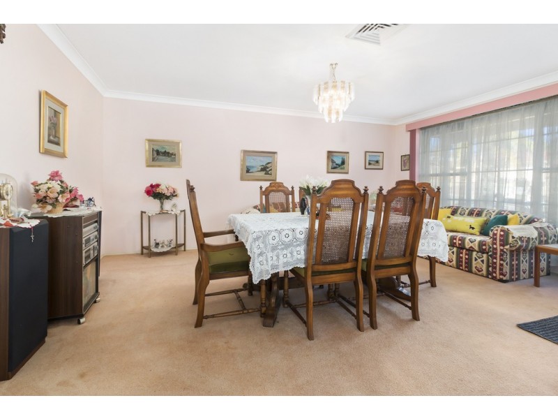 42 Coquet Way, Green Valley NSW 2168