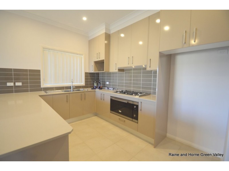 121 Flynn Avenue, Middleton Grange NSW 2171