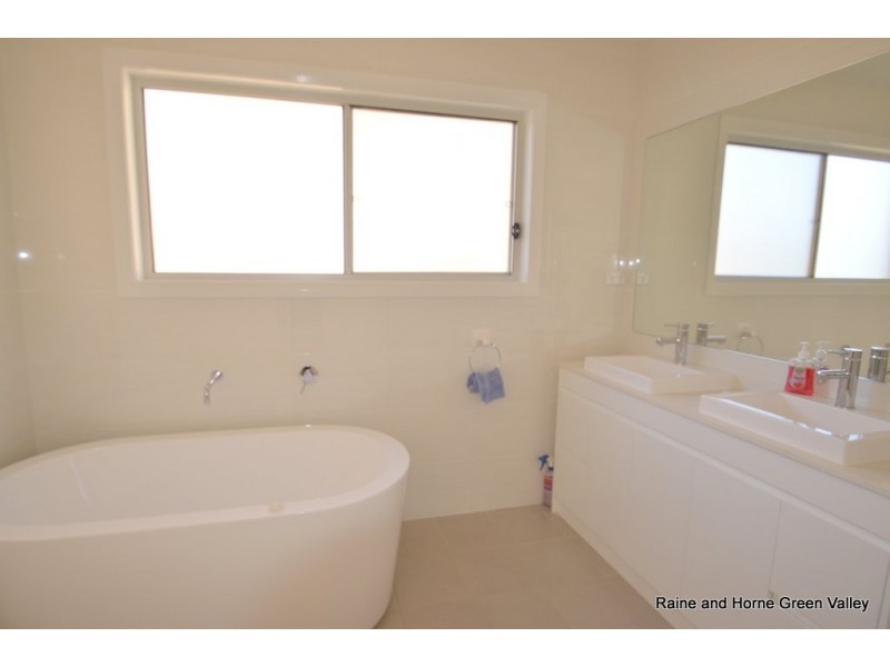 34 Mary Wade Place, Carnes Hill NSW 2171