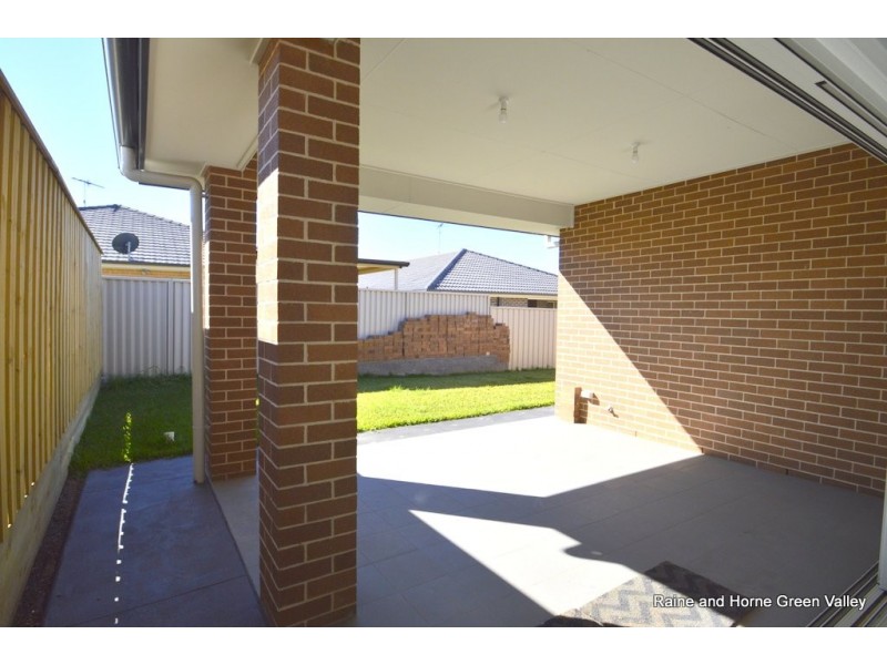 34 Mary Wade Place, Carnes Hill NSW 2171