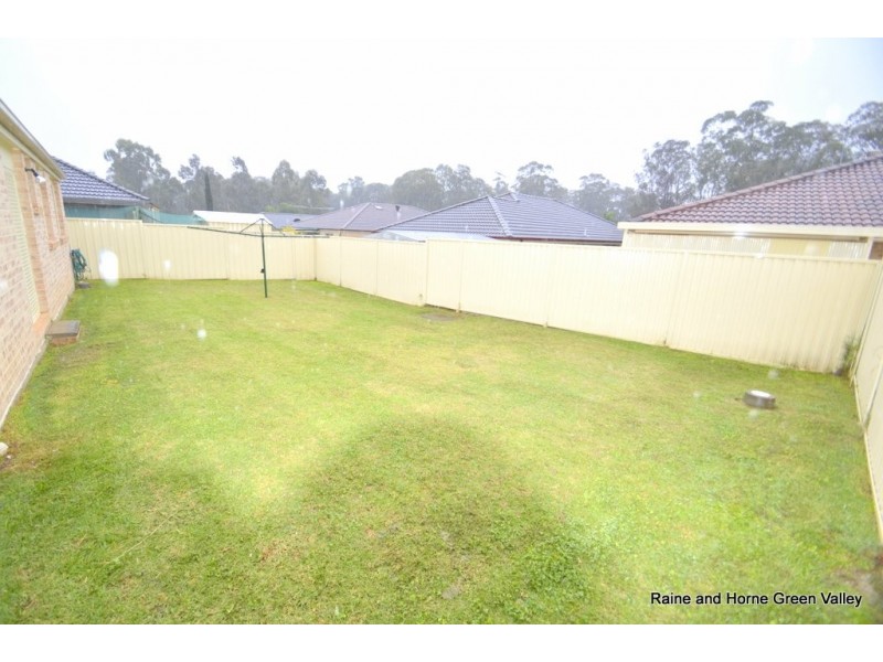 73 Dalmeny Drive, Prestons NSW 2170