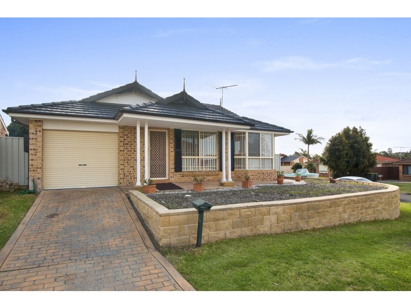 8B Carina Avenue, Hinchinbrook NSW 2168