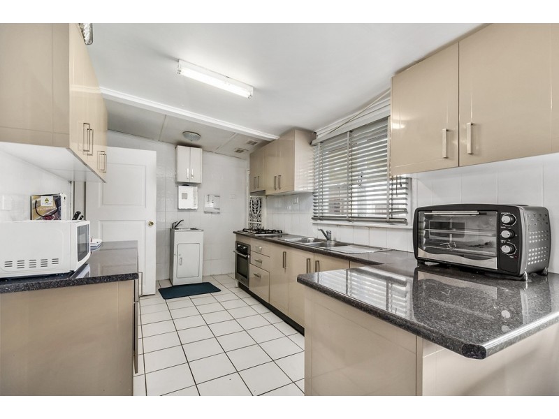 17 Ida Avenue, Lurnea NSW 2170