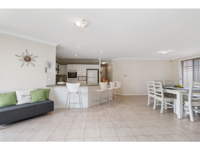 15 Angela Street, Cecil Hills NSW 2171