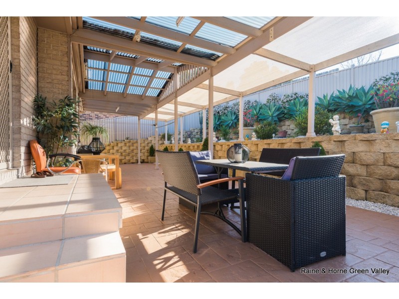 9 Curac Place, Casula NSW 2170