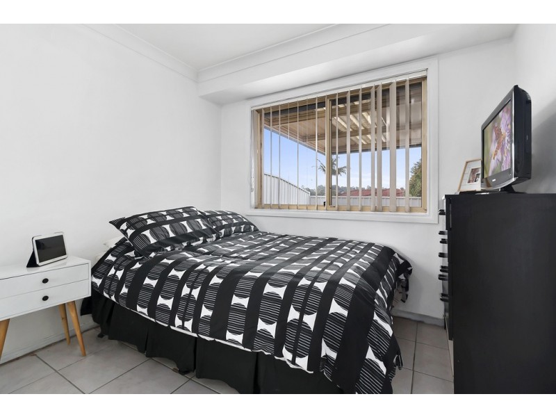 8B Carina Avenue, Hinchinbrook NSW 2168