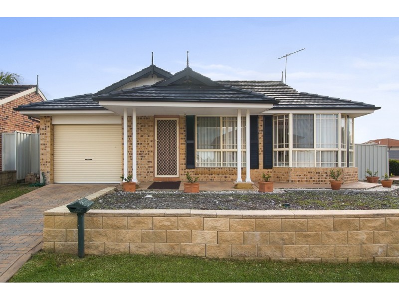 8B Carina Avenue, Hinchinbrook NSW 2168