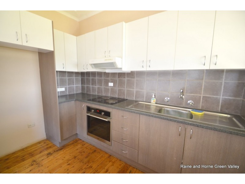 41 Rowe Avenue, Lurnea NSW 2170