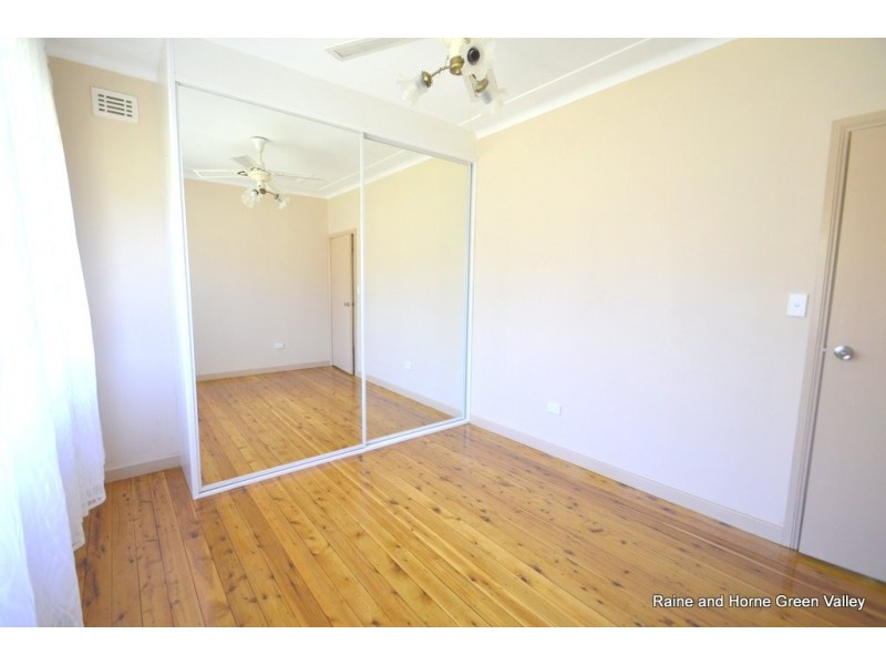 41 Rowe Avenue, Lurnea NSW 2170